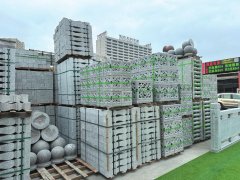 到私家阳台的“微缩园林”